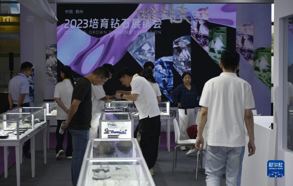 最新以小博大网站